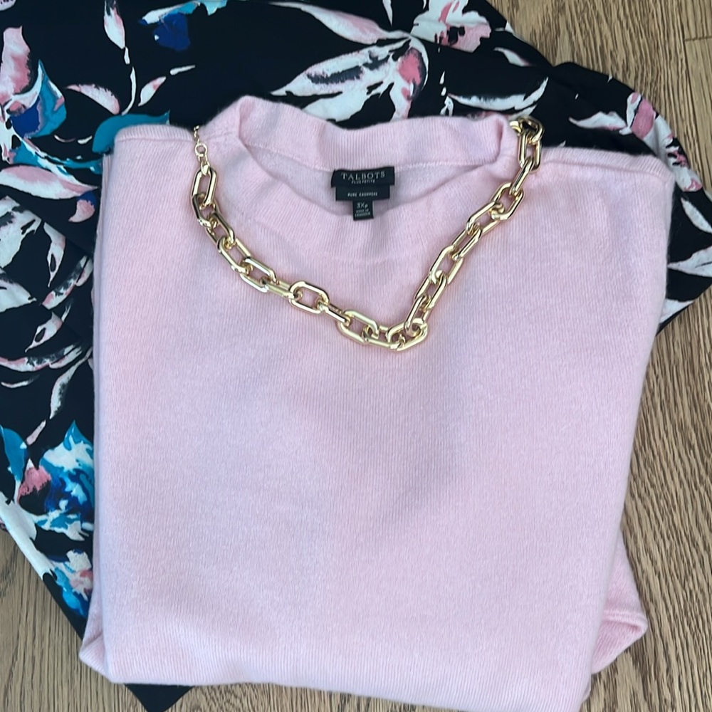 Cashmere sweater - Picture 2 of 12